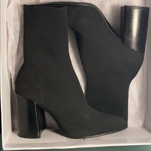 Steve Madden Trent black bootie 7.5